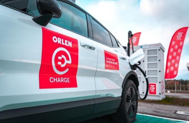 Promocja Orlen Charge.Tańsze ładowanie samochod&oacute;w elektrycznych 